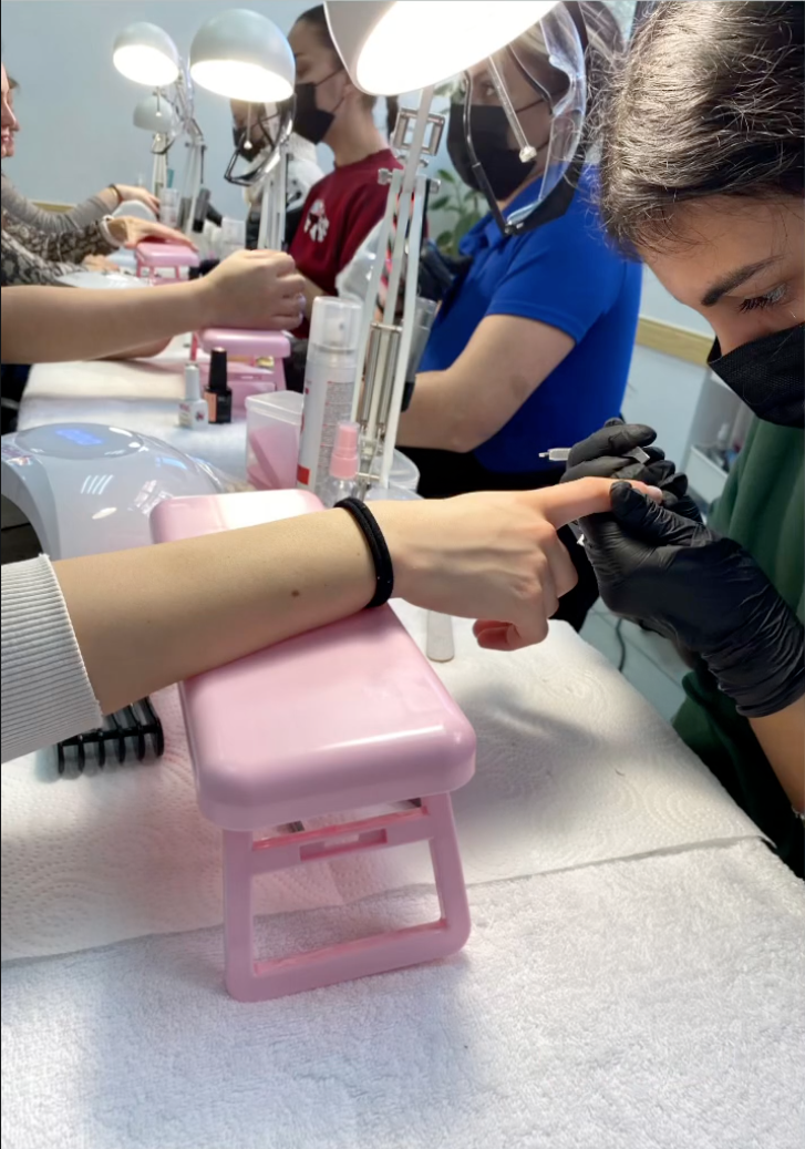 Máster de Manicura y Pedicura